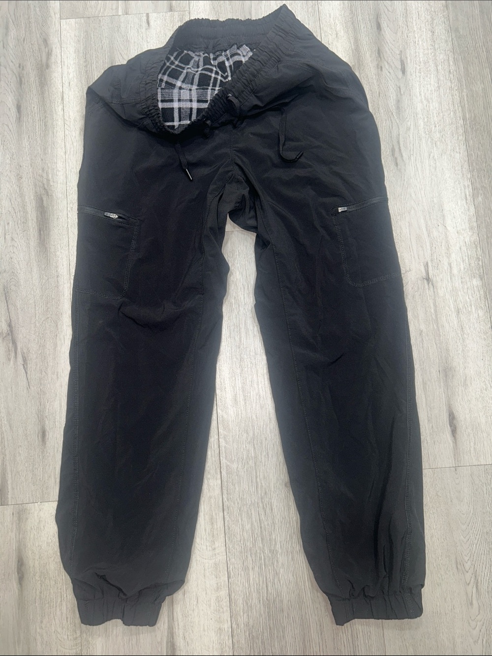 Eddie Bauer Unisex Plaid Fleece Lined Jogger Pants with Elastic Waist